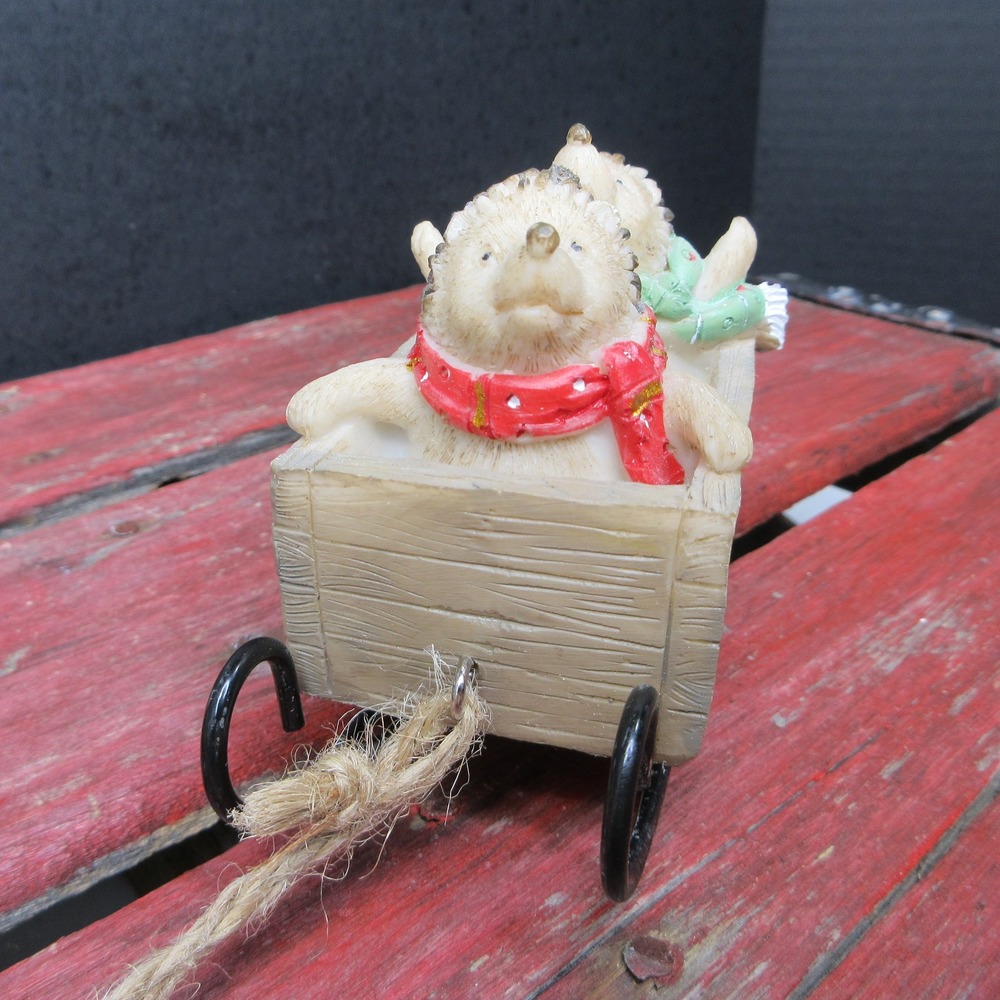 Charming Hedgehog Winter Sleigh Ride Figurine Set Christmas Holiday Decor NEW - Picture 5 of 16